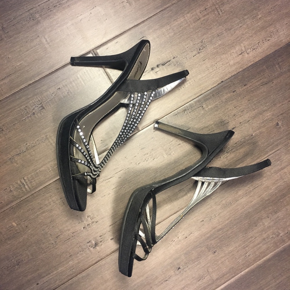 Fioni heels.